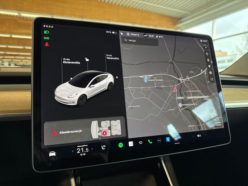 Tesla Model 3 vaihtoauto