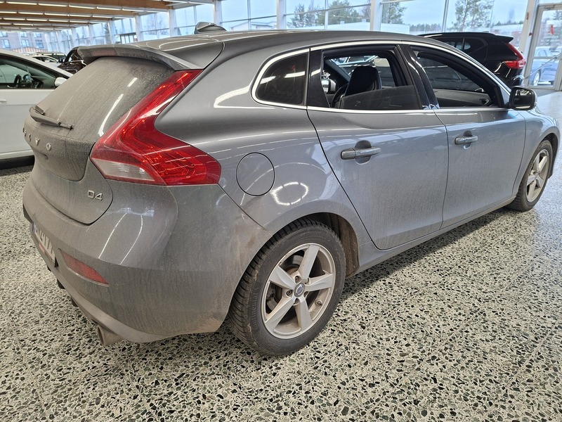 Volvo V40 vaihtoauto