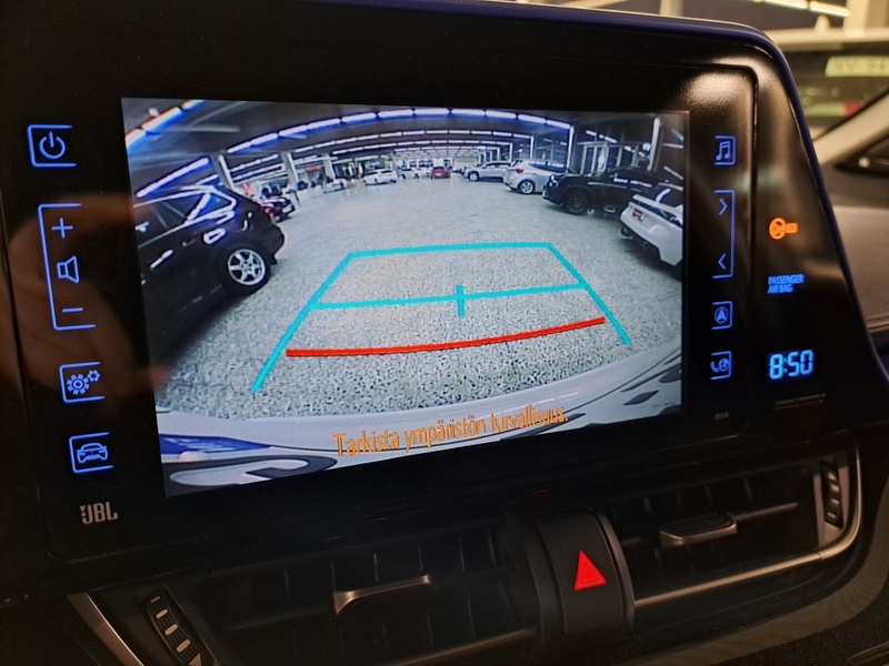 Toyota C-HR vaihtoauto