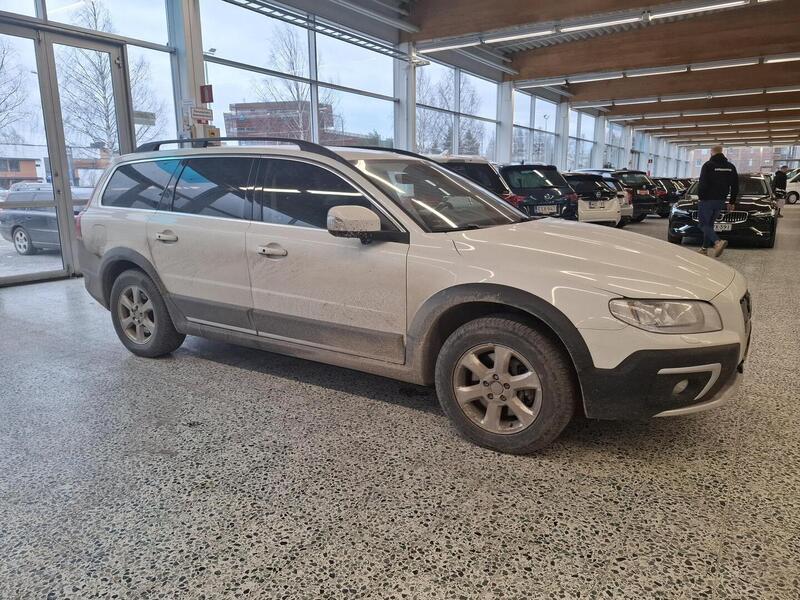 Volvo XC70 vaihtoauto