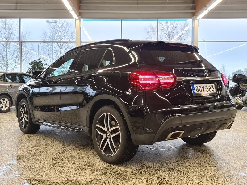 Mercedes-Benz GLA vaihtoauto