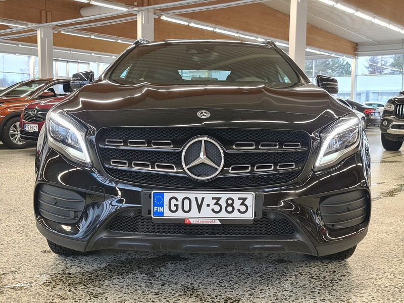 Mercedes-Benz GLA vaihtoauto