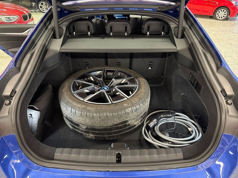 BMW i4 M50 vaihtoauto