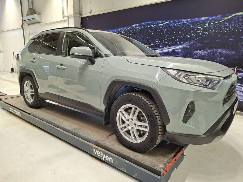 Toyota RAV4 vaihtoauto