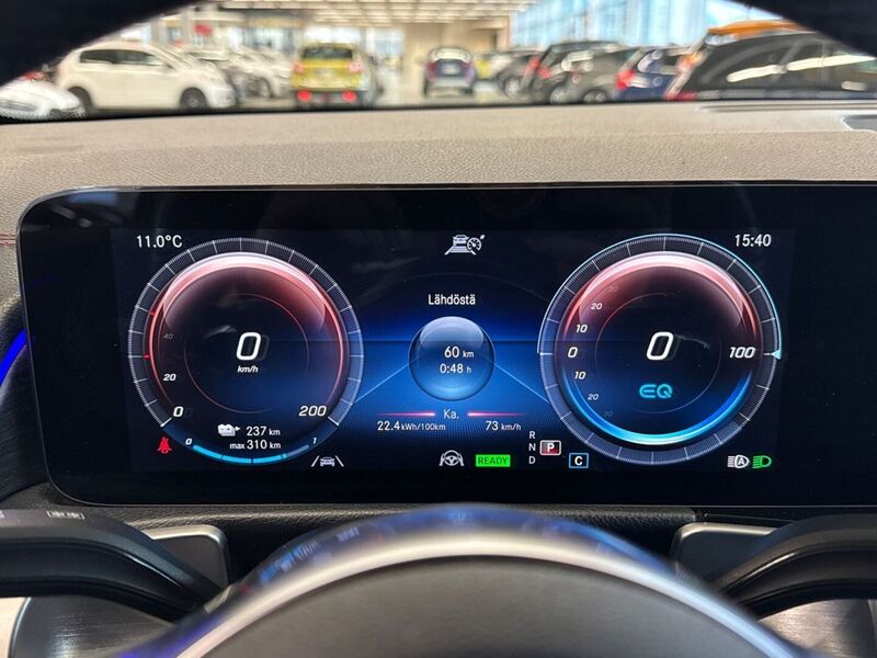 Mercedes-Benz EQB vaihtoauto
