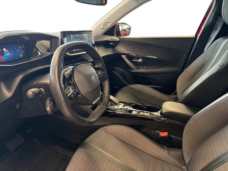 Peugeot e-2008 vaihtoauto