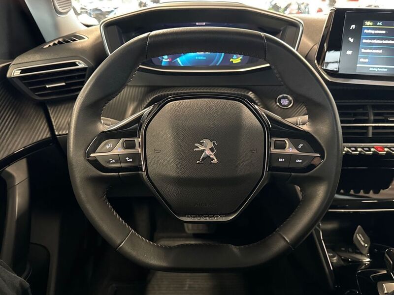 Peugeot e-2008 vaihtoauto