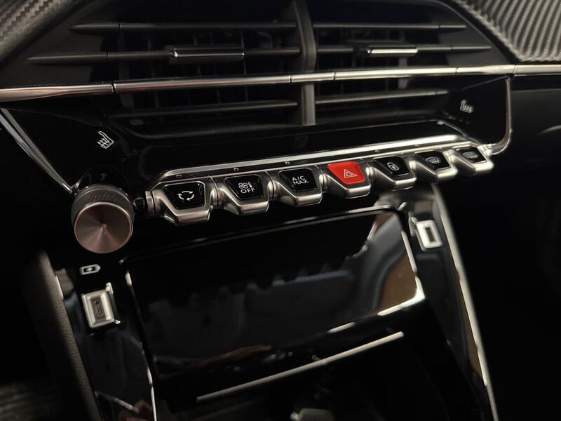 Peugeot e-2008 vaihtoauto