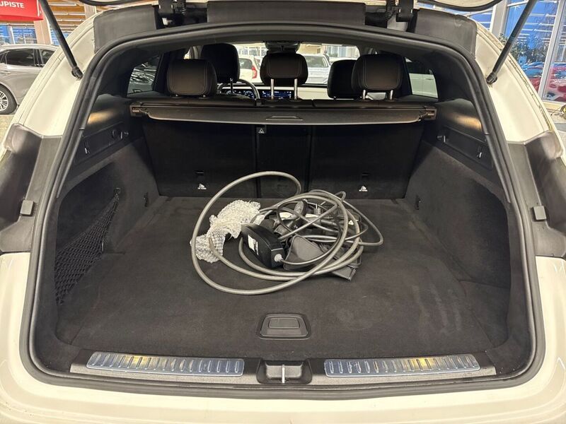 Mercedes-Benz EQC vaihtoauto