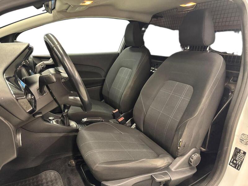 Ford Fiesta Van vaihtoauto