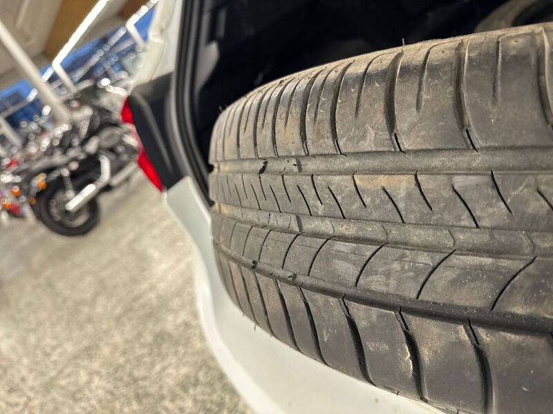 Ford Fiesta Van vaihtoauto