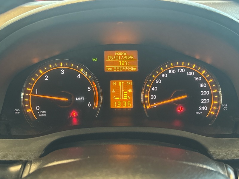 Toyota Avensis vaihtoauto