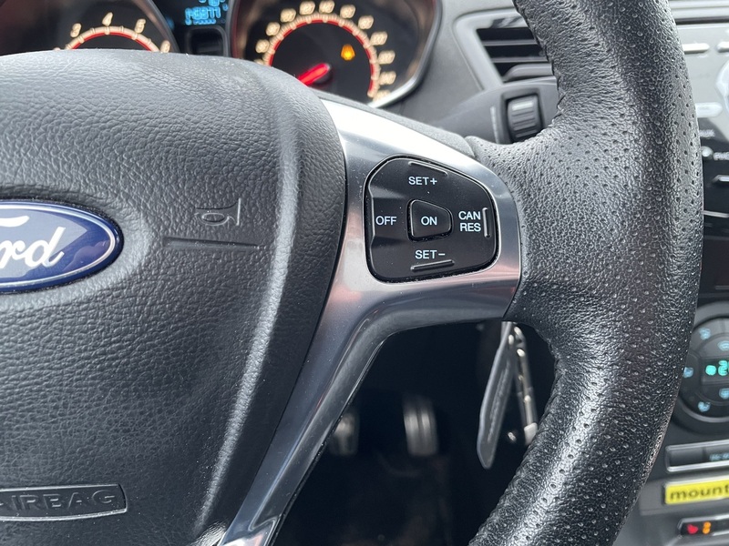 Ford Fiesta vaihtoauto