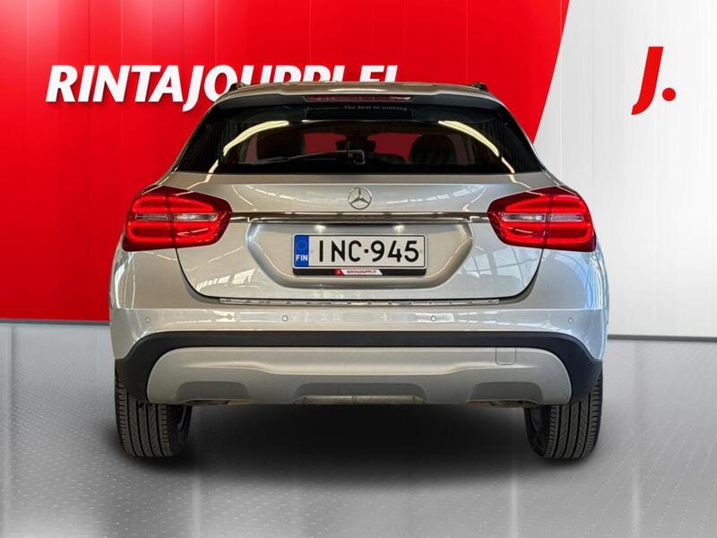 Mercedes-Benz GLA vaihtoauto