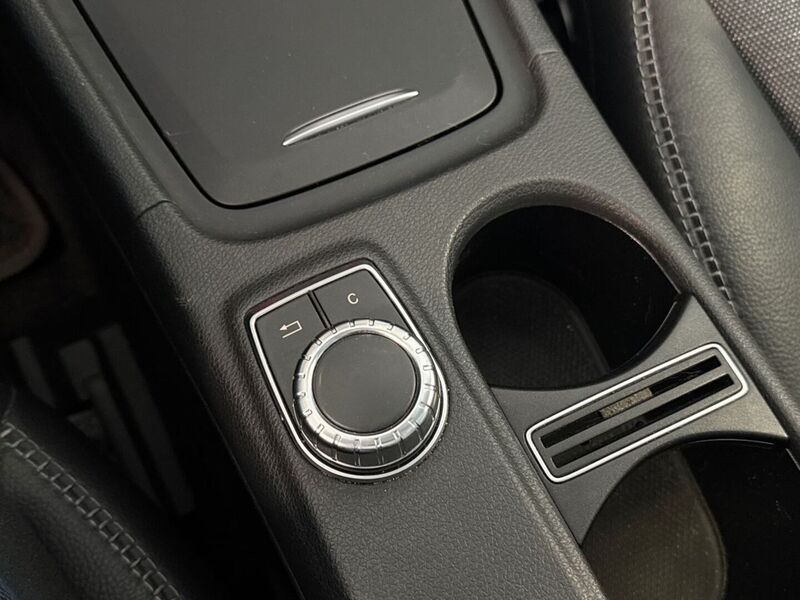 Mercedes-Benz GLA vaihtoauto