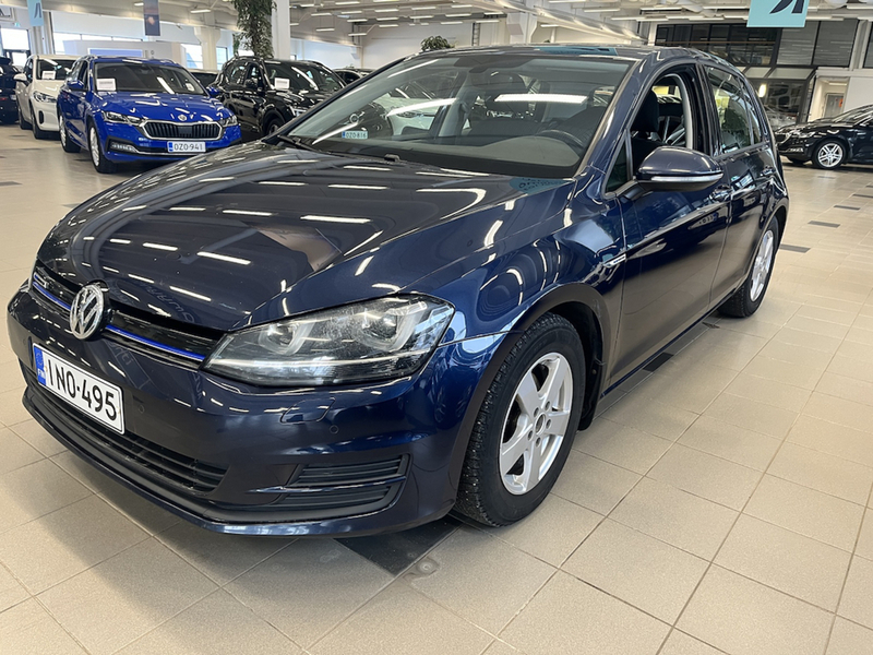 Volkswagen Golf vaihtoauto