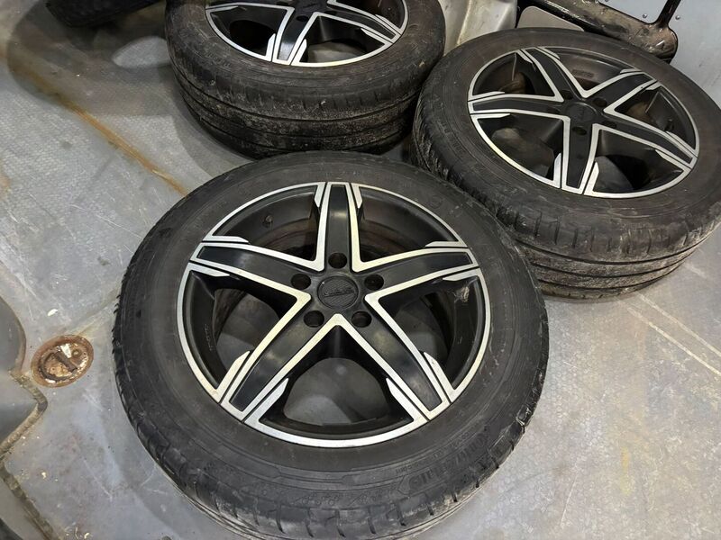 Volkswagen Transporter vaihtoauto