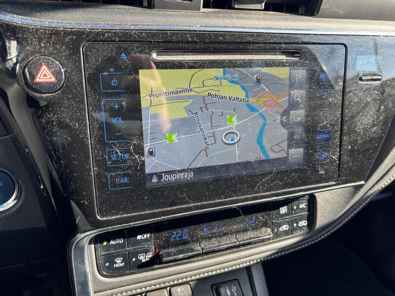 Toyota Auris vaihtoauto