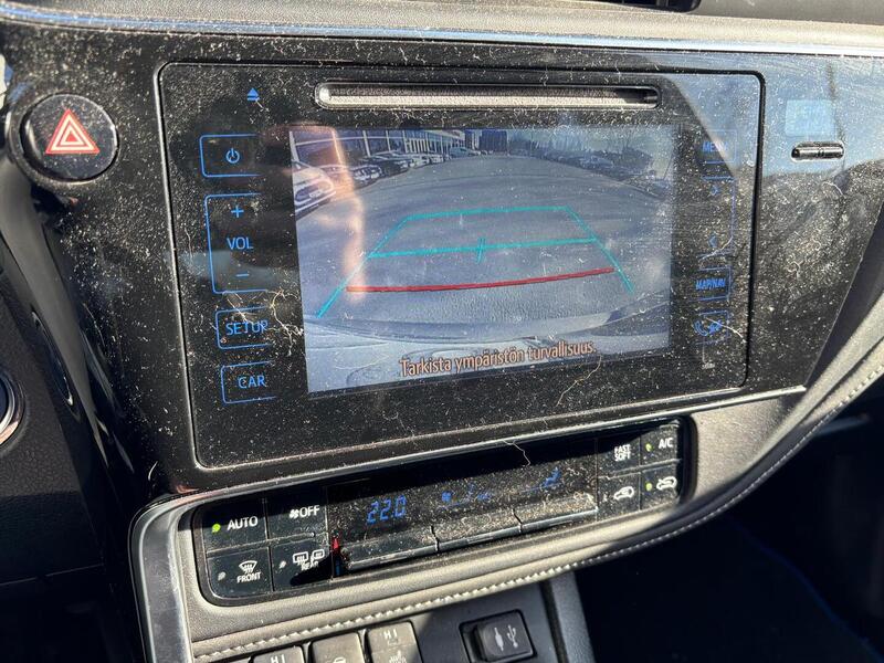 Toyota Auris vaihtoauto