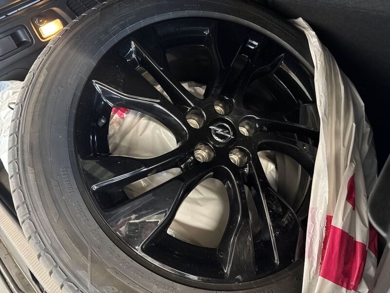 Opel Grandland X vaihtoauto