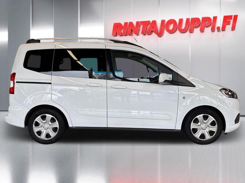 Ford Tourneo Courier vaihtoauto