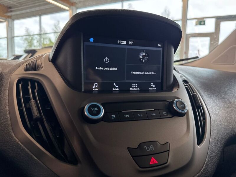 Ford Tourneo Courier vaihtoauto