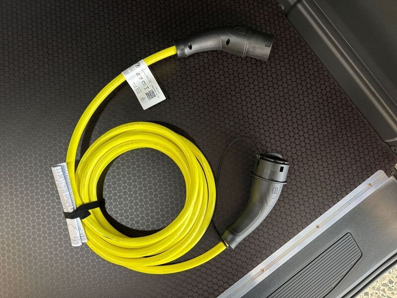 Ford Transit Connect vaihtoauto