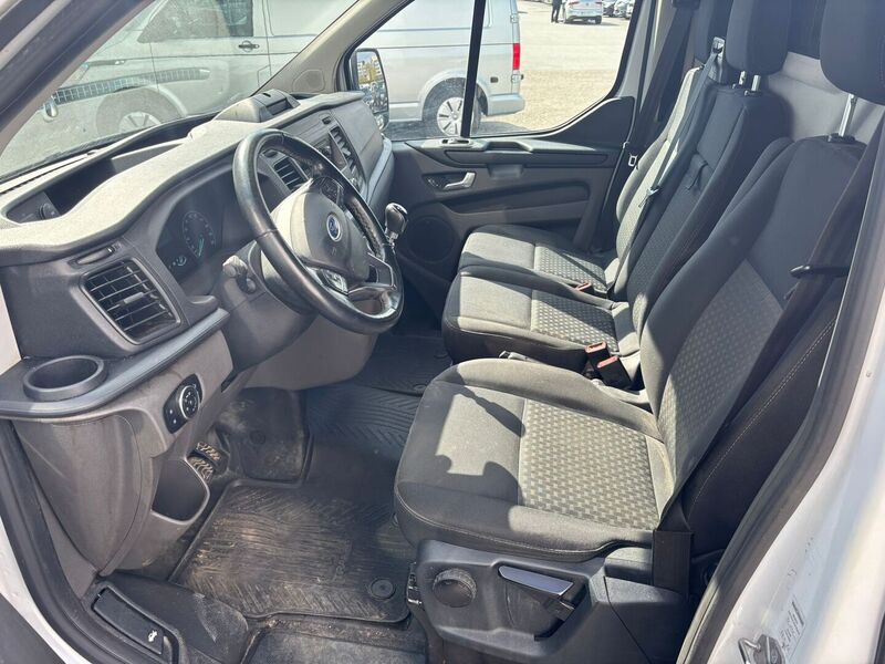 Ford Transit Custom vaihtoauto