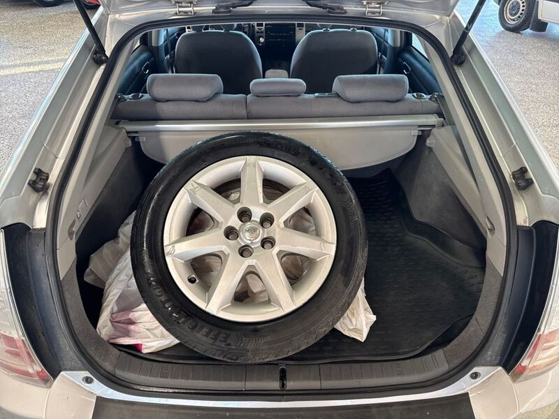 Toyota Prius vaihtoauto