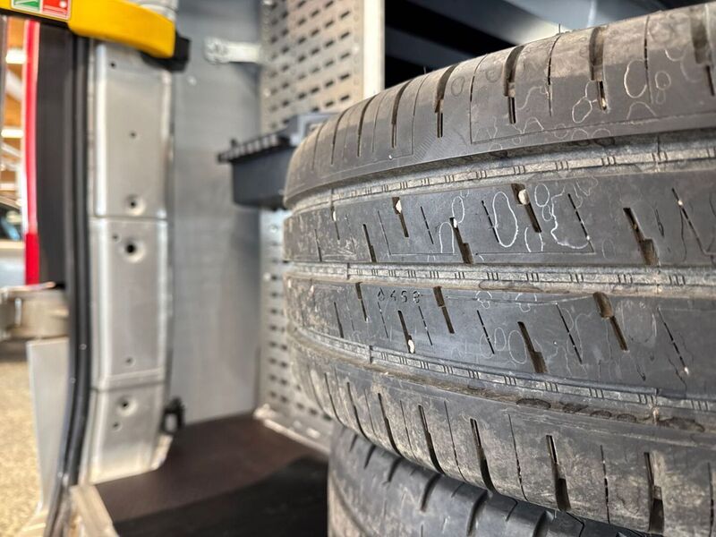 Ford Transit Custom vaihtoauto