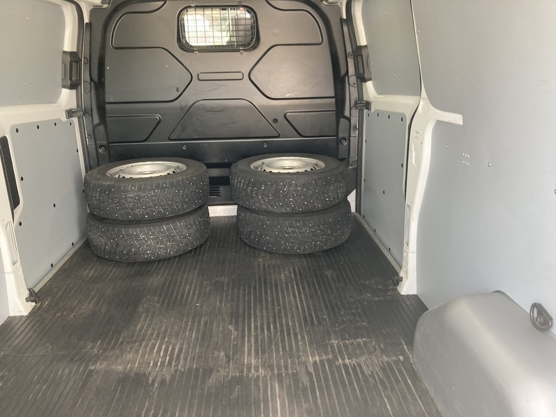 Ford Transit Custom vaihtoauto