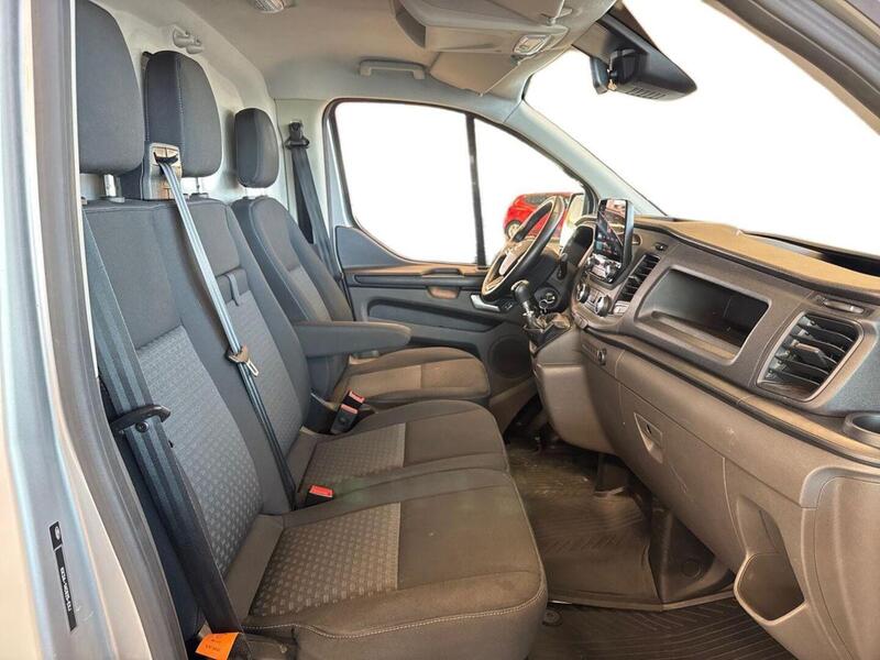 Ford Transit Custom vaihtoauto