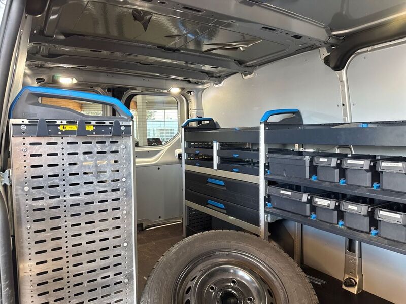 Ford Transit Custom vaihtoauto