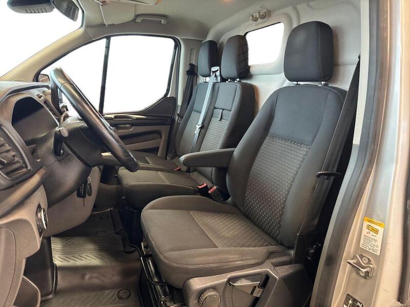 Ford Transit Custom vaihtoauto