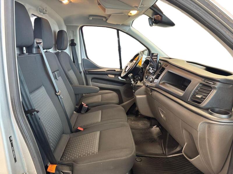 Ford Transit Custom vaihtoauto