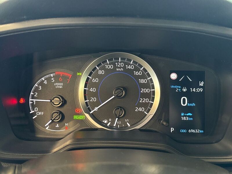 Toyota Corolla vaihtoauto