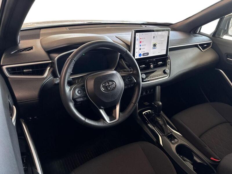 Toyota Corolla Cross vaihtoauto