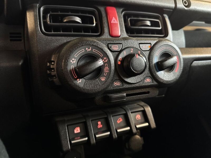 Suzuki Jimny vaihtoauto