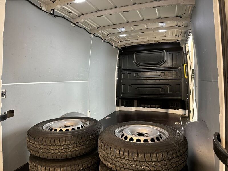 Volkswagen Crafter vaihtoauto