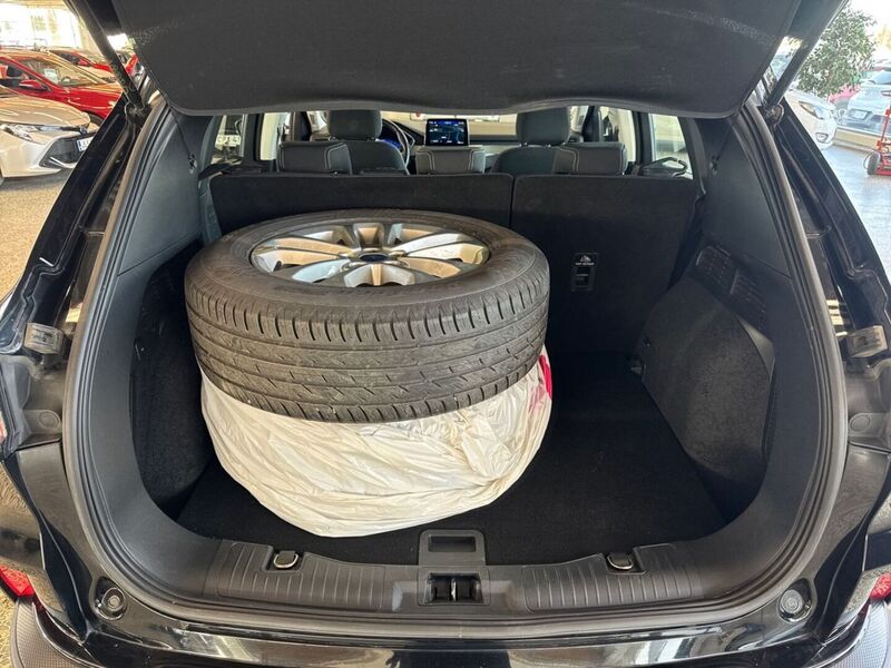 Ford Kuga vaihtoauto