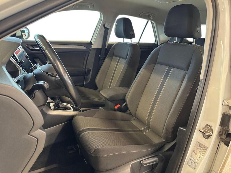 Volkswagen T-Roc vaihtoauto