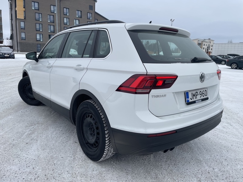 Volkswagen Tiguan vaihtoauto