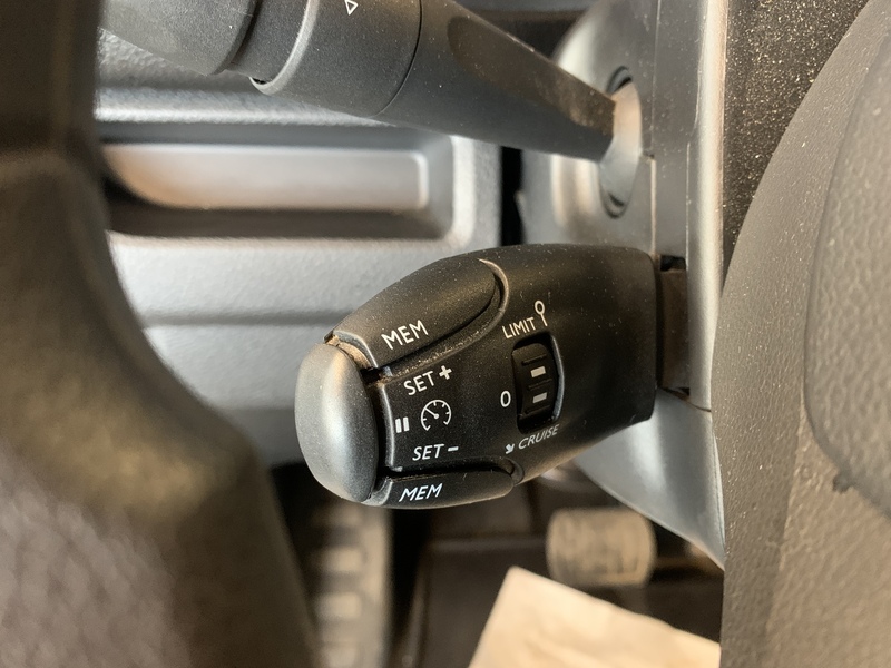 Peugeot e-Expert vaihtoauto