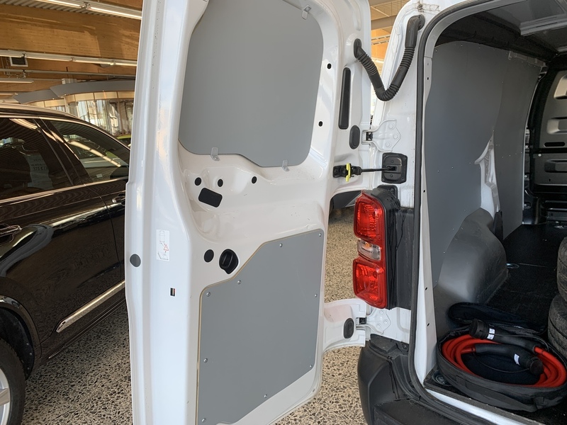 Peugeot e-Expert vaihtoauto