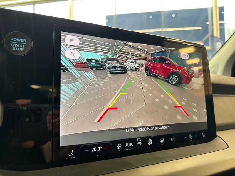 Ford Tourneo Courier vaihtoauto