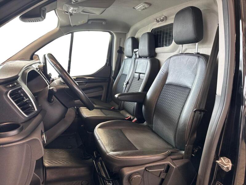 Ford Transit Custom vaihtoauto