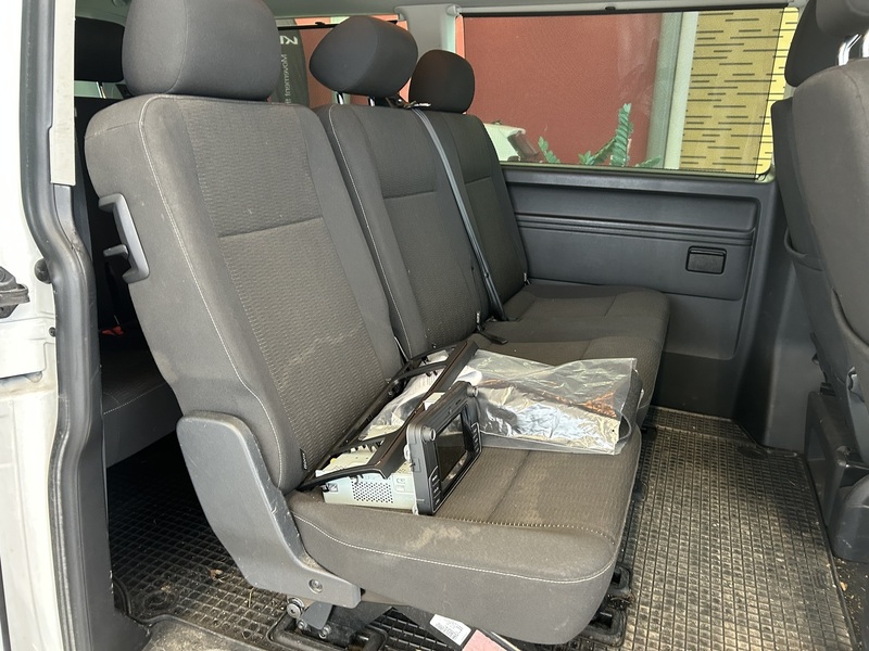 Volkswagen Caravelle vaihtoauto