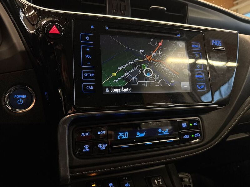 Toyota Auris vaihtoauto