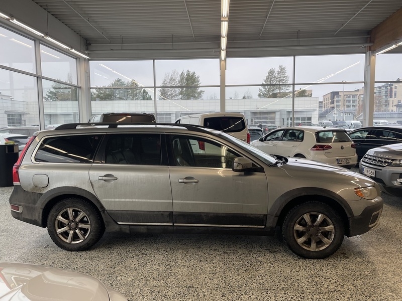 Volvo XC70 vaihtoauto