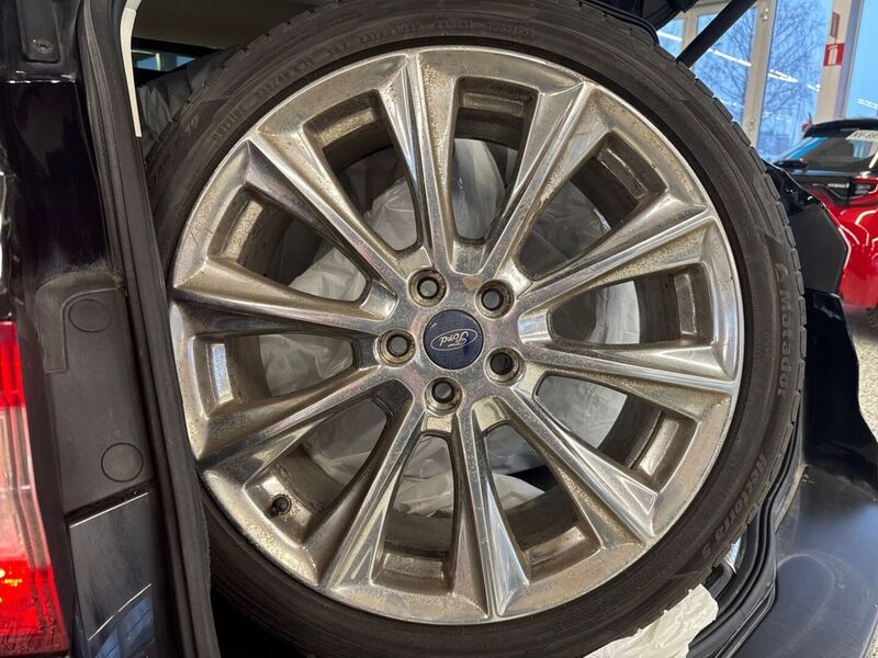 Ford Mondeo vaihtoauto